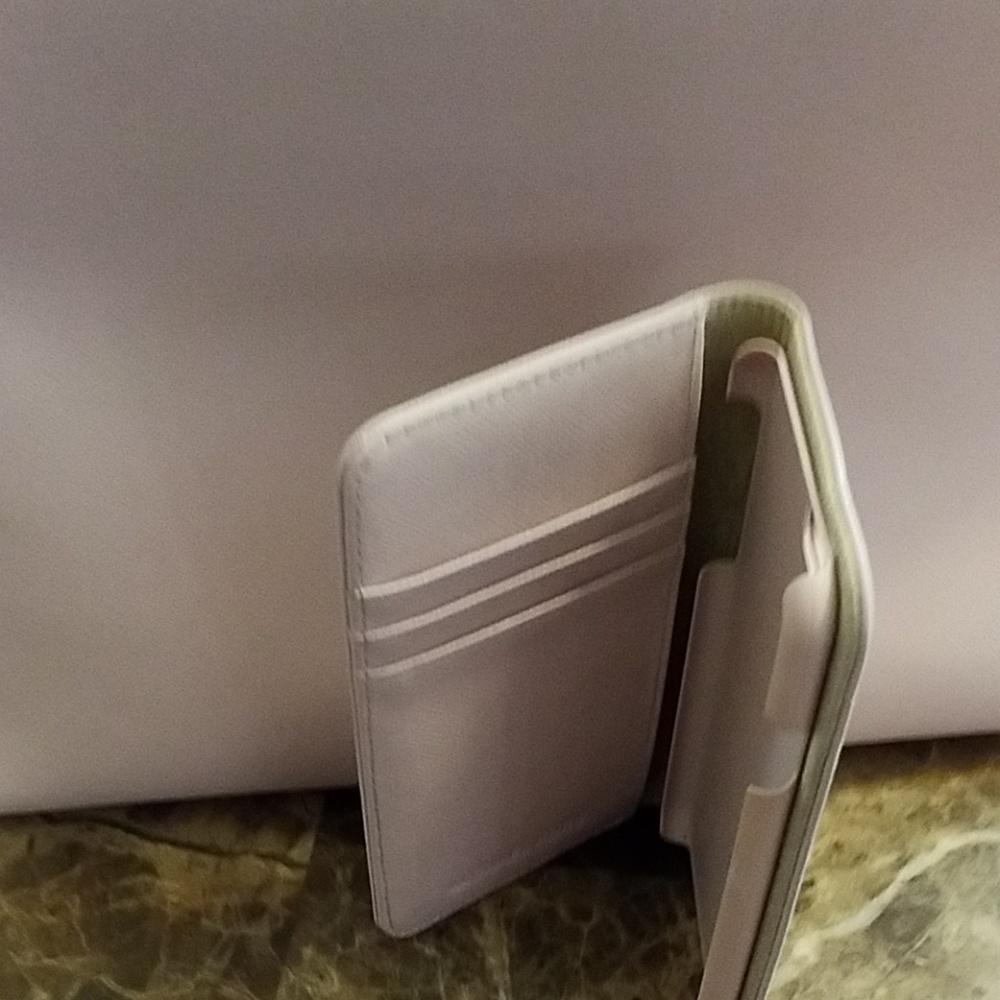 Sold - Picture 4 of 7